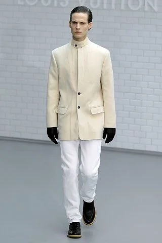 Look 3